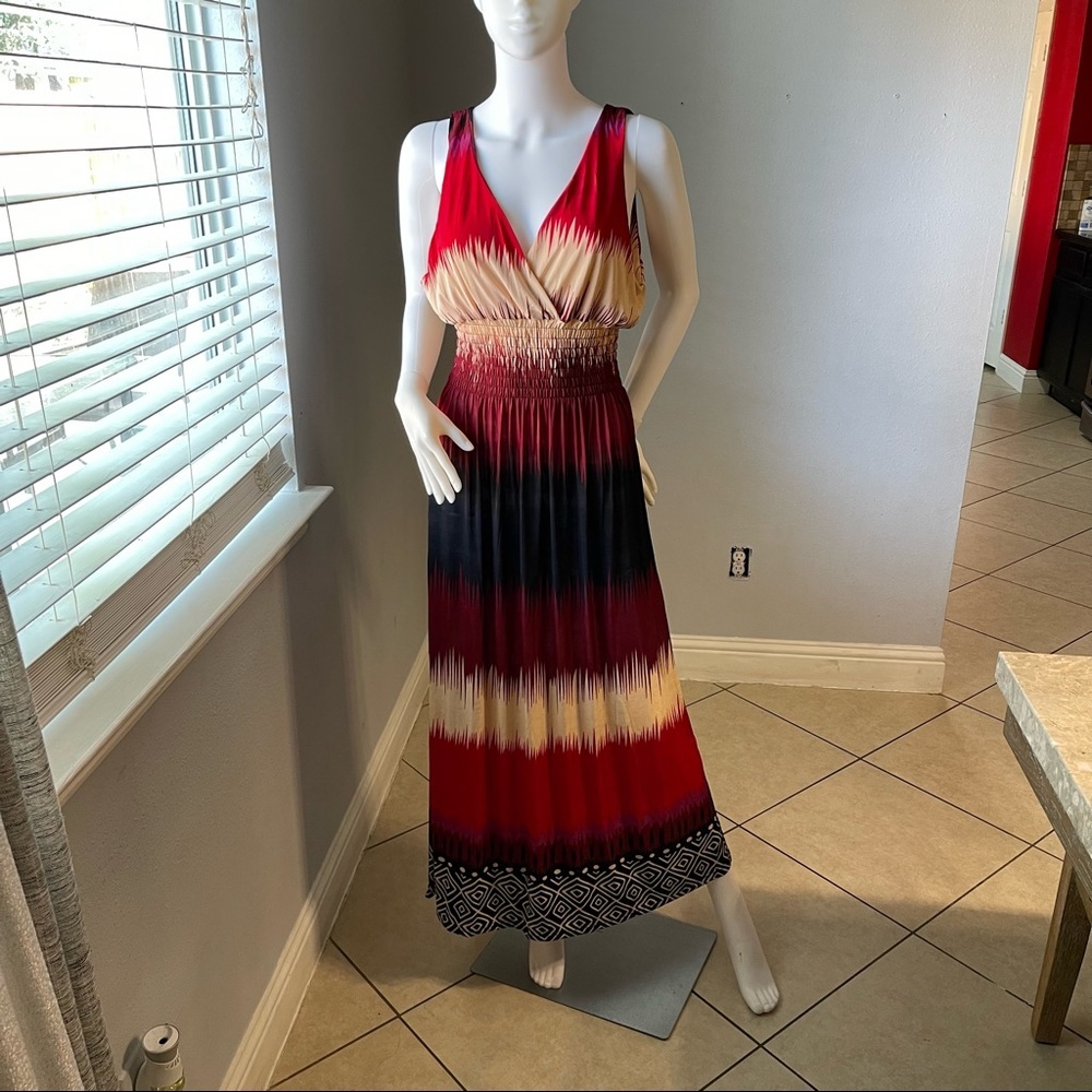 Red New Women’s striped sleeveless dress size Large